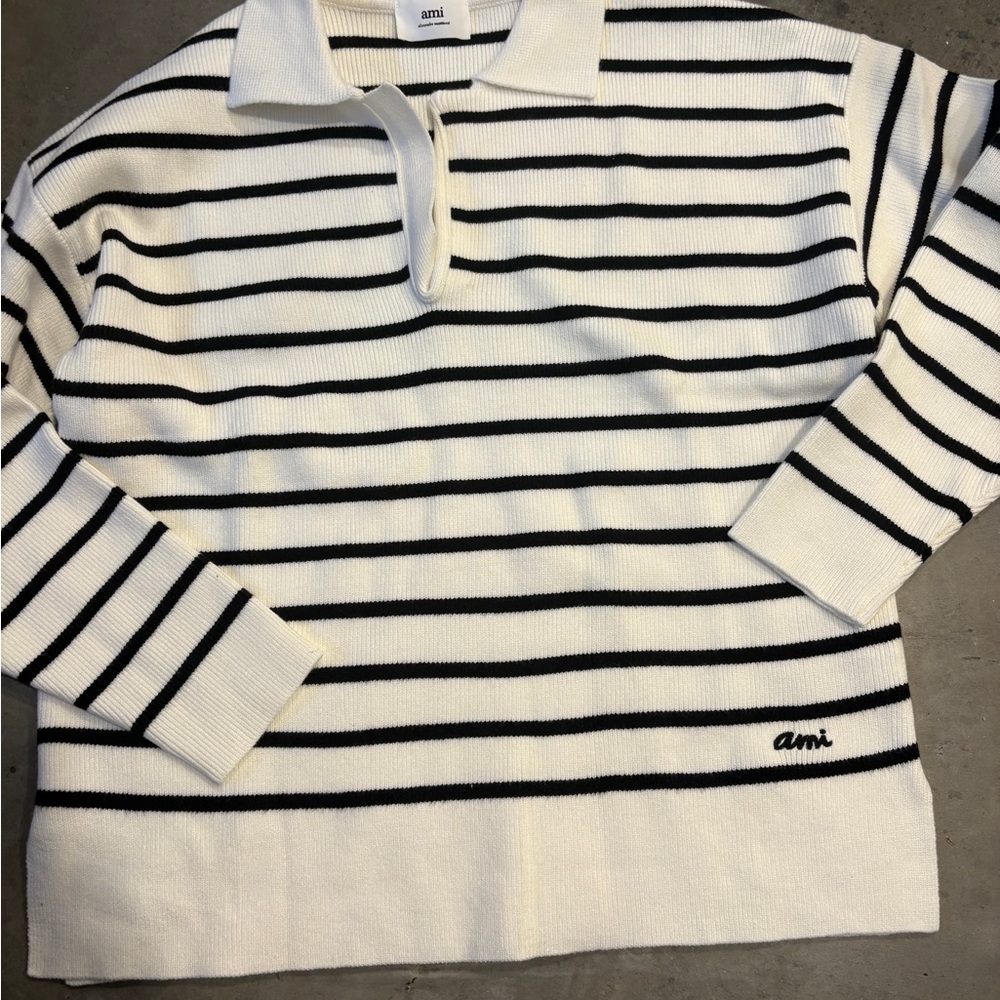 Ami Black and White Ribbed Collar Sweater